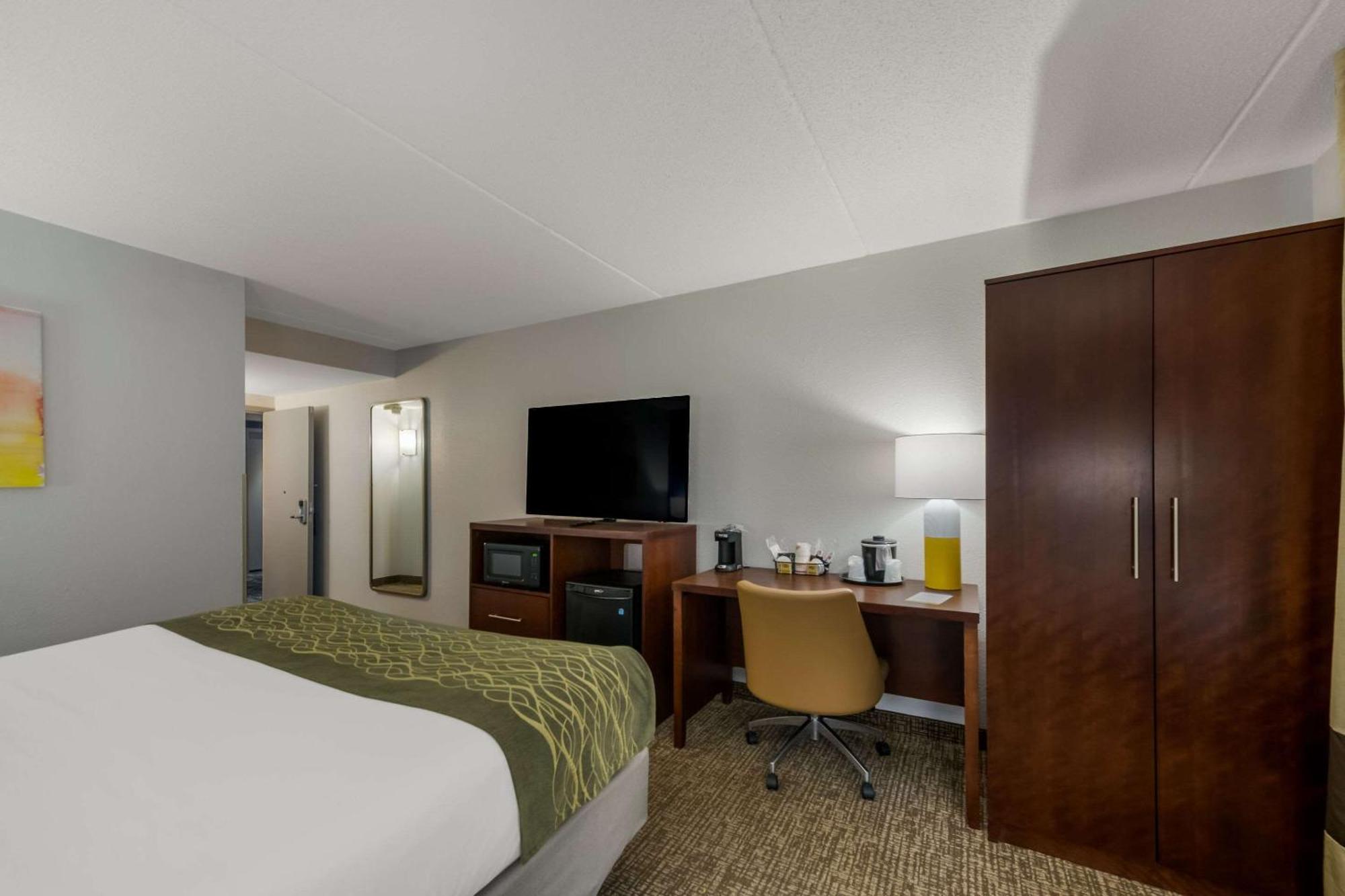 Comfort Inn Newport News - Hampton I-64 Zewnętrze zdjęcie